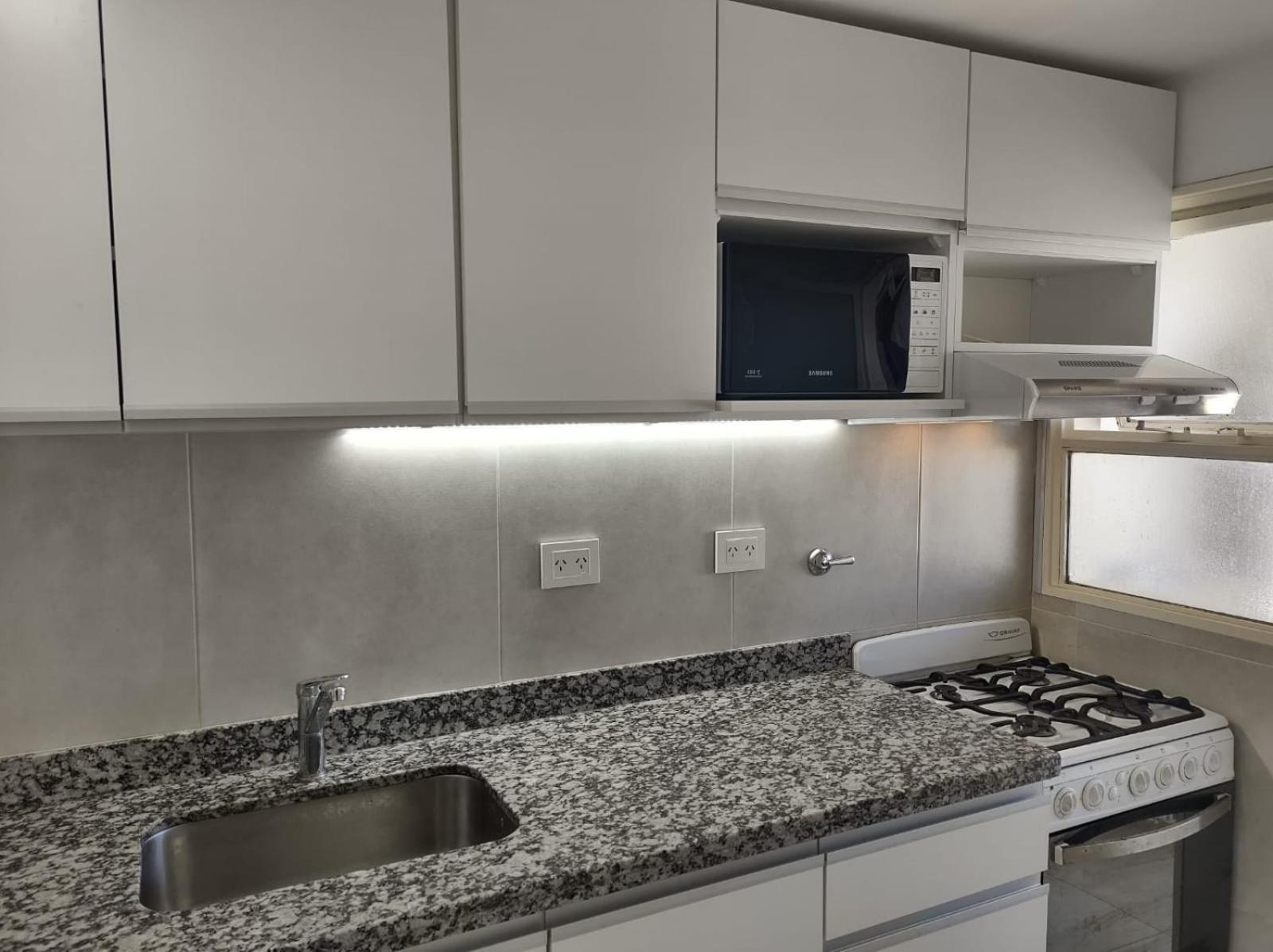 San Lorenzo, Centrico, Luminoso Apartment